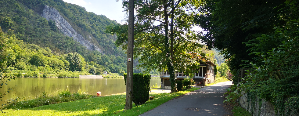 Hastiere -Heer - Waulsort en boucle