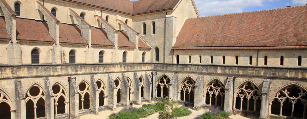 De la gare de St-Amand à l'abbaye de Noirlac